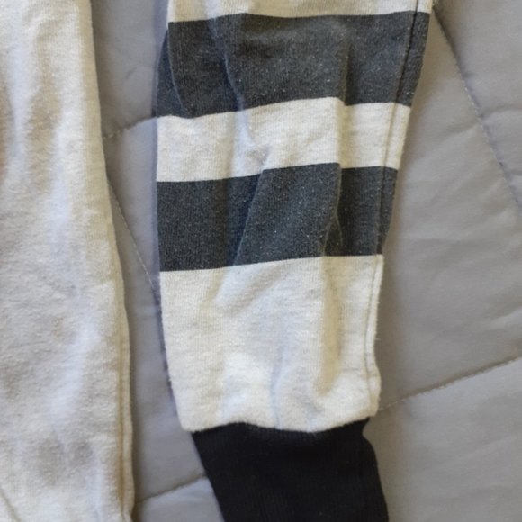 Popeye Distressed Sweater Long Sleeve Shirt Grey & Black Womens Small - Picture 5 of 8